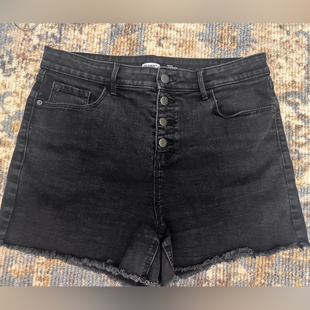 Old Navy Secret Slim Pockets High Rise Black Frayed Shorts Woman 14